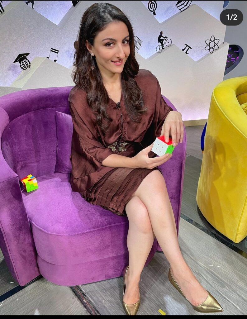 Soha Ali Khan Solves The Rubik's Cube, Share A pic On Her Instagram